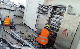 亮化工程施工现场