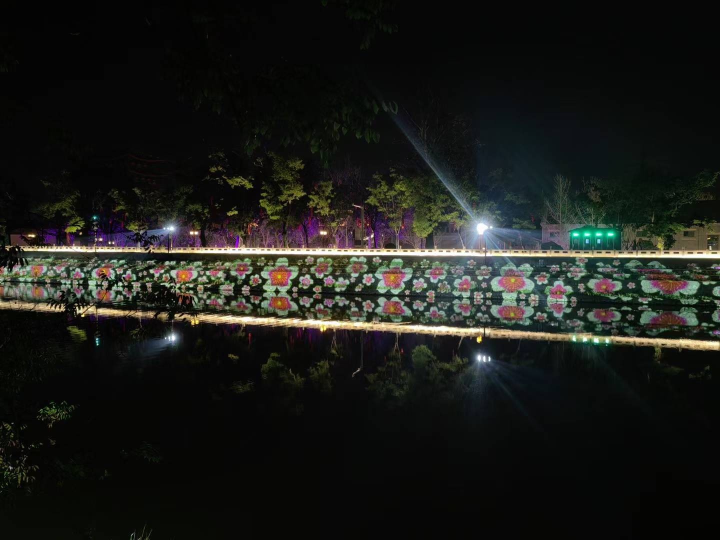 桃花岛夯土小镇夜景灯光亮化效果图第4张